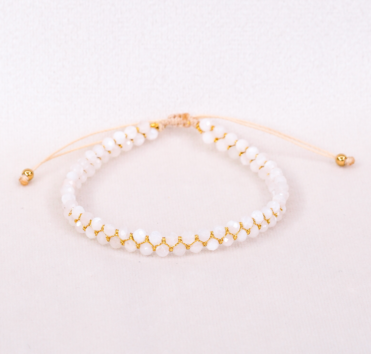 PSX_20251124_012720 Bransoletka pleciona z 3mm kamieni księżycowych - obrazek 1