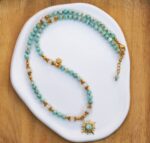 Naszyjnik larimar, kamień księżycowy